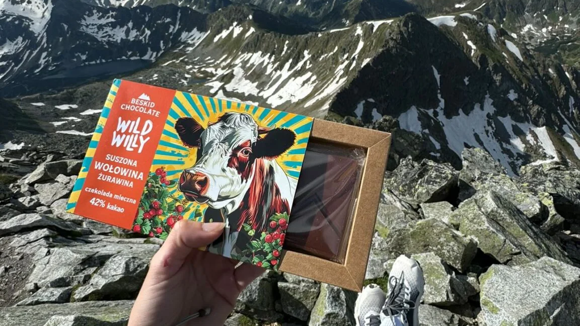 WILD WILLY Czekolada mleczna 42% z suszoną wołowiną